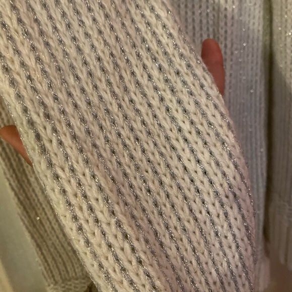 Cream Sweater - Picture 3 of 4